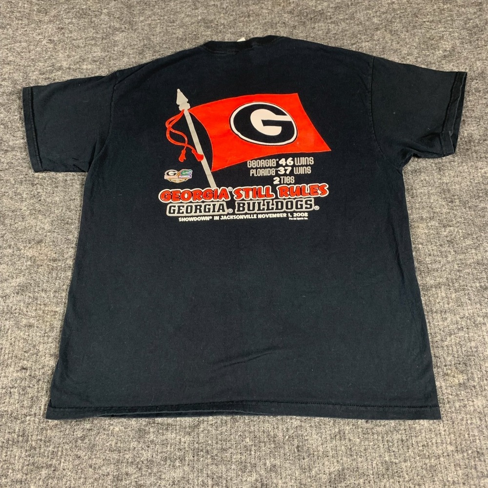 VTG Georgia Bulldogs T Shirt Mens Extra Large Black Football Y2K Rivalry Faded
